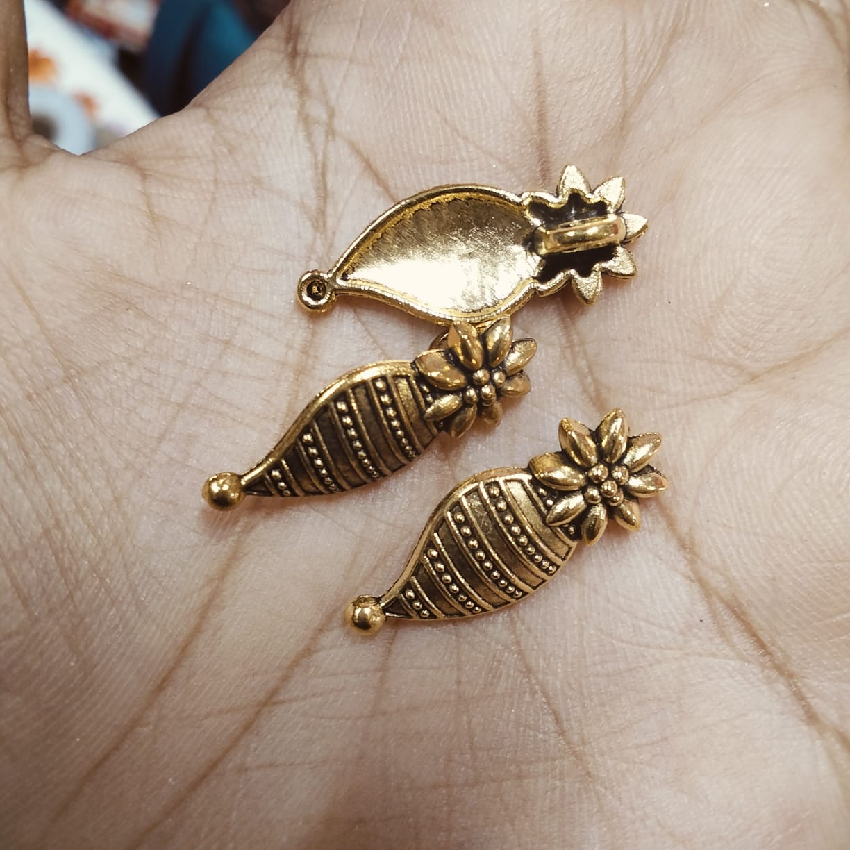 Antique Metal Gold Beads flower shape, For Jewelry ,Bracelet ,Necklace , Saree Tassels Making Sold By 40 Gram (Approx 48 Beads )