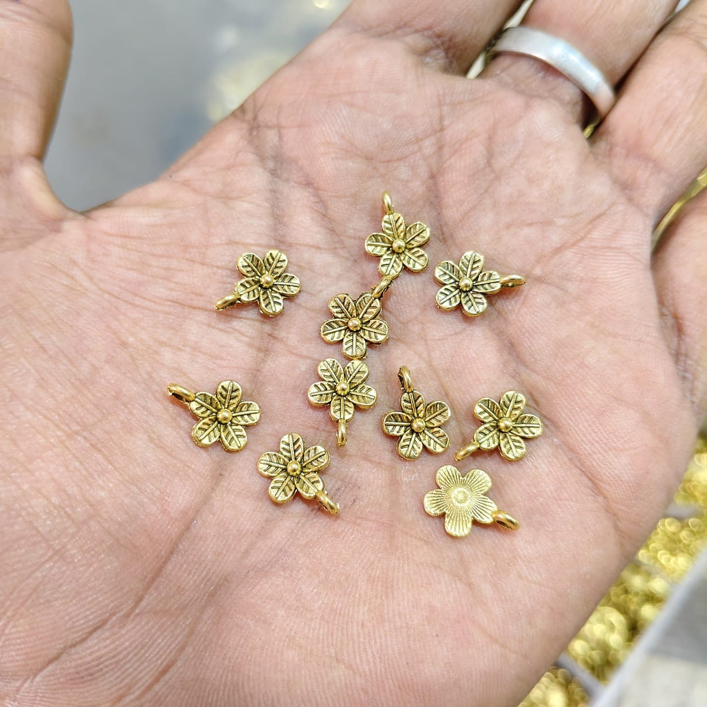 Antique Gold Flower Charms for Jewellery Making & Saree Tassels – 40 Gram Pack (Approx. 80 Pieces) | Kavitha Enterprises