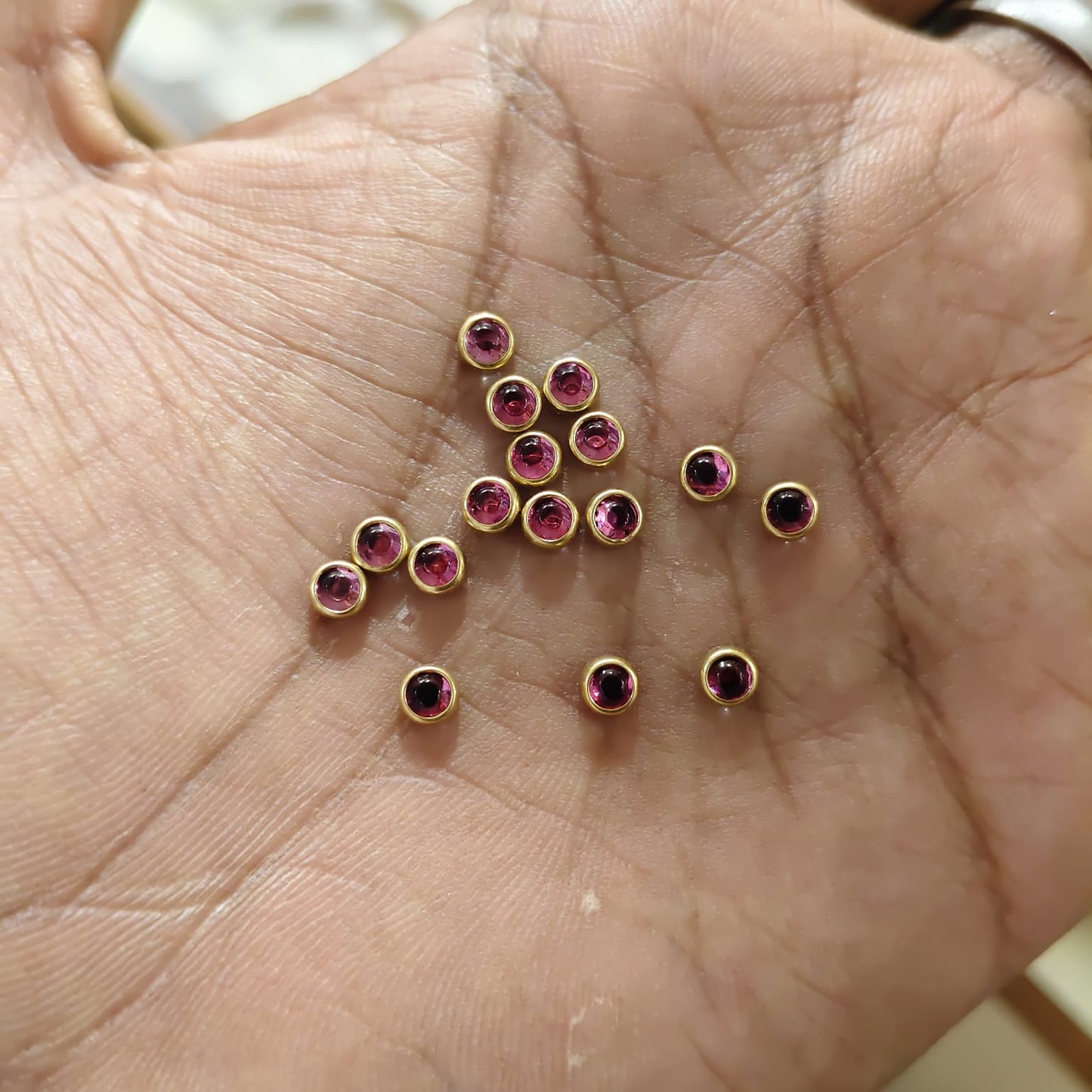Elegant ruby pink 4MM stones with gold finish. Suitable for Aari work, jewellery making and creative crafts.