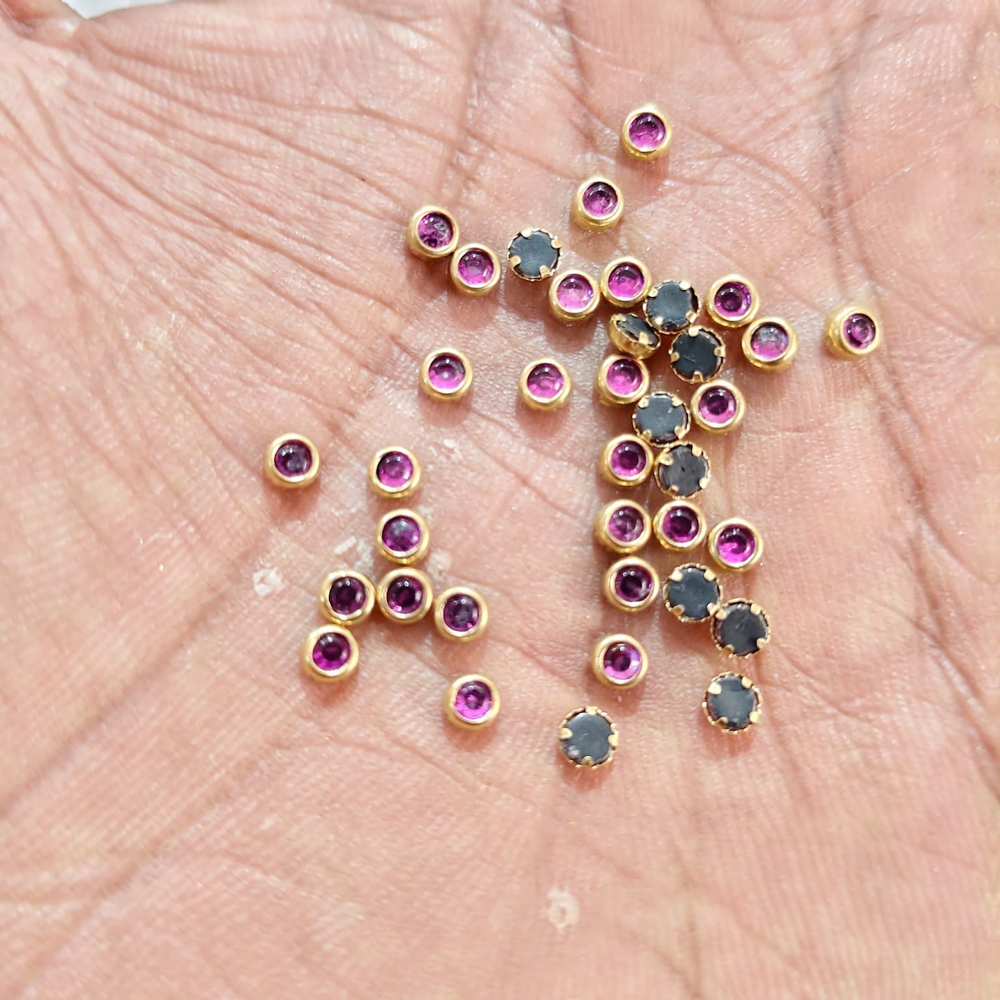 3mm Round Pink Fitting Stones for Silk Thread Bangles, Aari Work & Jewellery Making | Gold Finish | Pack of 20g & 50g – Kavitha Enterprises