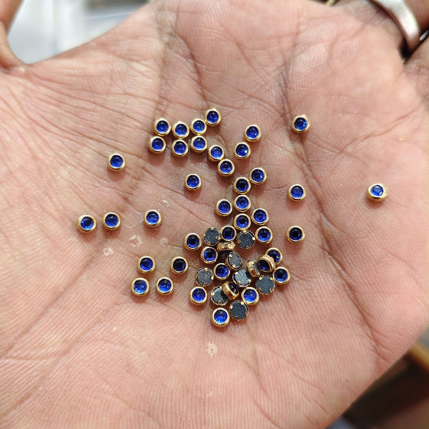 3mm Round Royal Blue Fitting Stones for Silk Thread Bangles, Aari Work & Jewellery Making | Gold Finish | Pack of 20g & 50g – Kavitha Enterprises
