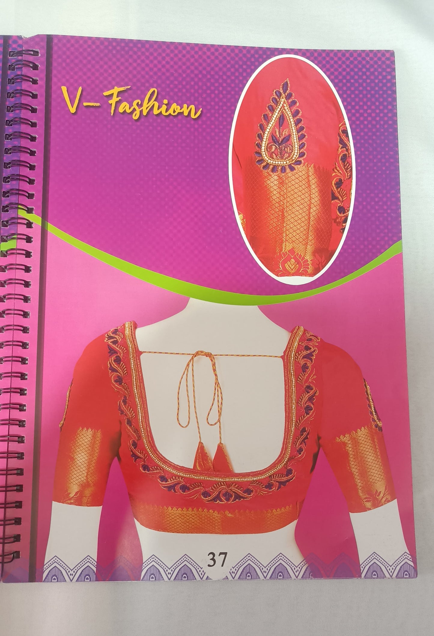 V fashion vol: 1 simple mission work book