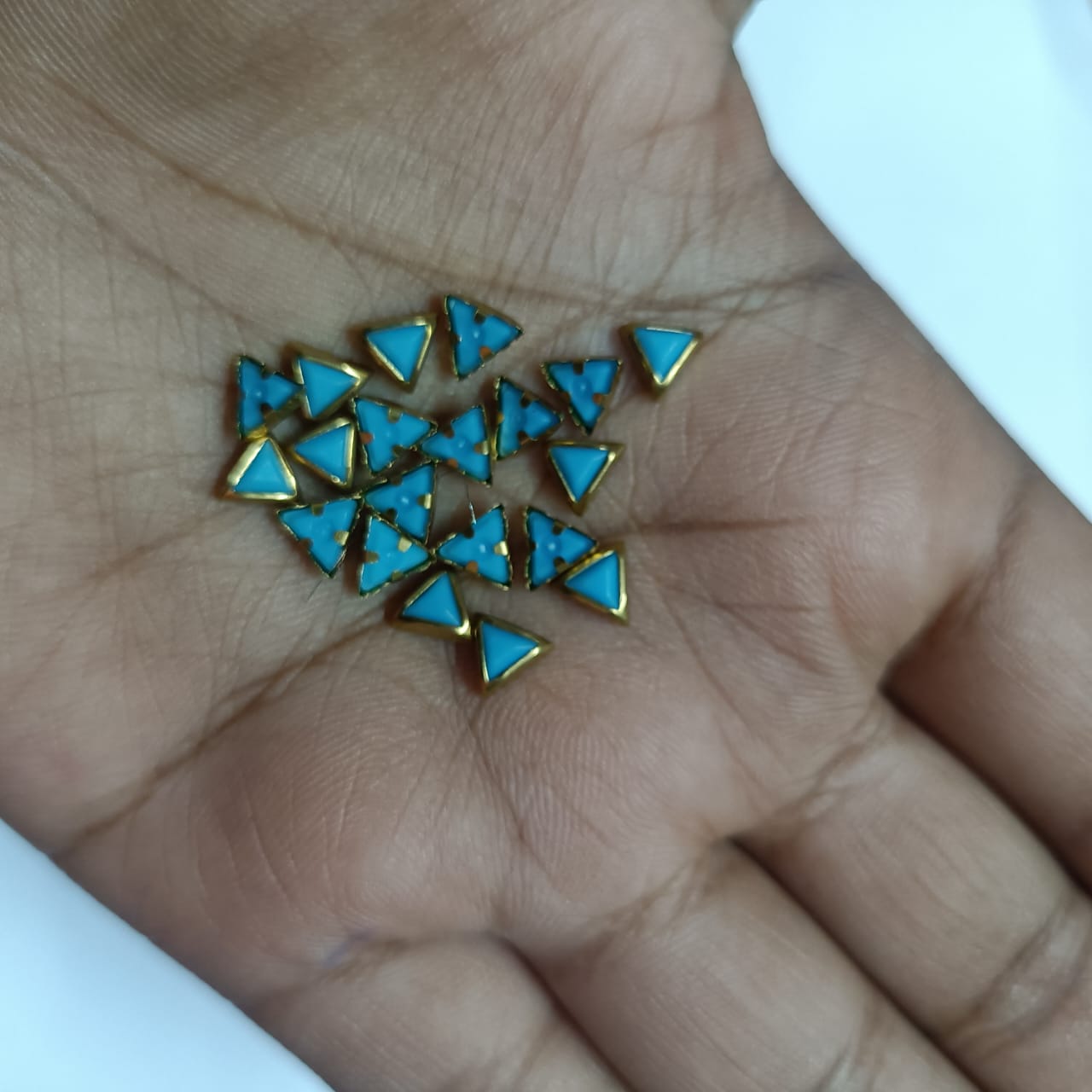 4x4MM Traingle Shape Clip Stones for Aari Embroidery and Jewelry Making (20g Pack) - Available in Red, Green, Pink, Yellow, Purple, Blue, and More