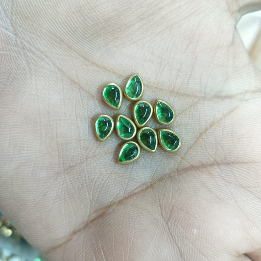 3x6mm Flat Kundan Stones, Parrot Green – Drop Shape, 20-Gram Pack for Craft, Jewelry, Bangles, and Embroidery Work