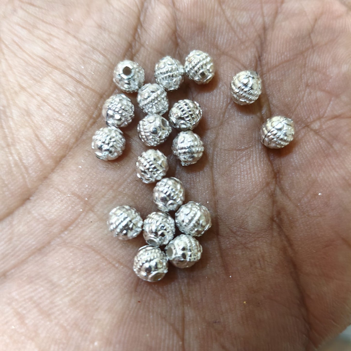 Silver Colour Textured Plastic Beads for Saree Tassels, Jewellery Making & Craft Work – 25 Gram Pack | Kavitha Enterprises