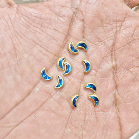Moon Shape Aqua Blue Fitting Stones for Aari Work, Silk Thread Bangles & Jewellery Making | Crescent Kundan Stones Gold Finish | Pack of 20g & 50g – Kavitha Enterprise