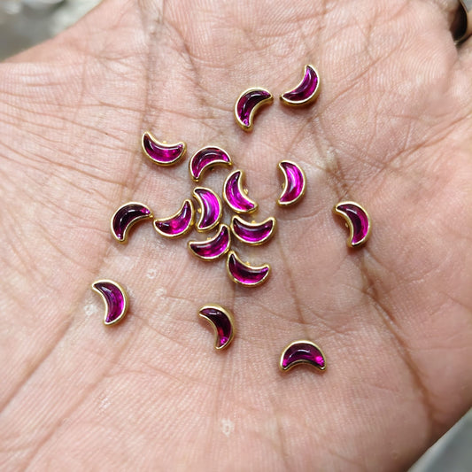 Moon Shape Rani Pink Fitting Stones for Aari Work, Silk Thread Bangles & Jewellery Making | Crescent Kundan Stones Gold Finish | Pack of 20g & 50g – Kavitha Enterprises