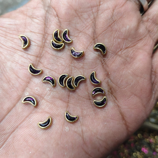 Moon Shape Dark Purple Fitting Stones for Aari Work, Silk Thread Bangles & Jewellery Making | Crescent Kundan Stones Gold Finish | Pack of 20g & 50g – Kavitha Enterprises