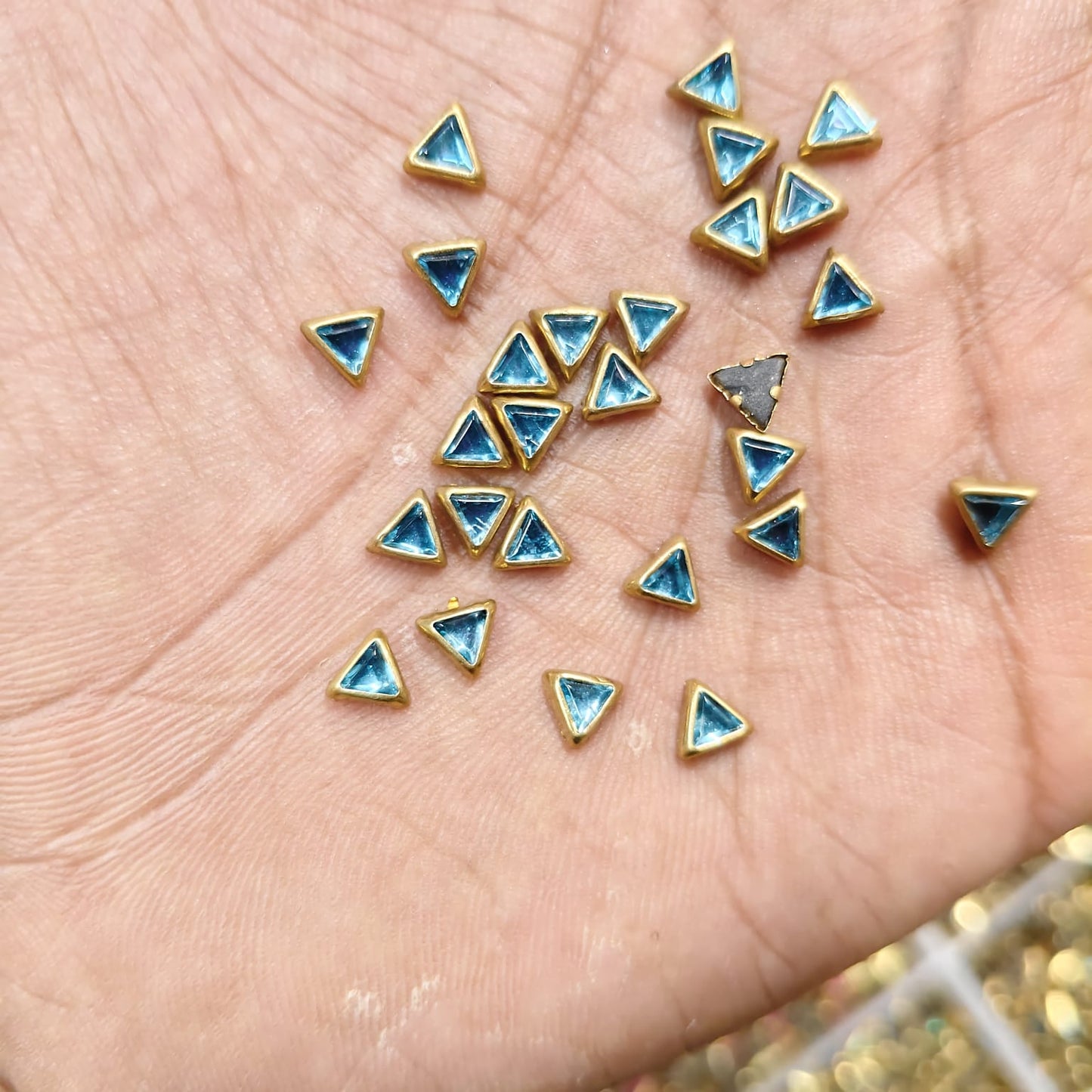 Triangle Shape Sky Blue Fitting Stones for Aari Work, Silk Thread Bangles & Jewellery Making | Mini Triangle Kundan Stones Gold Finish | Pack of 20g & 50g – Kavitha Enterprises