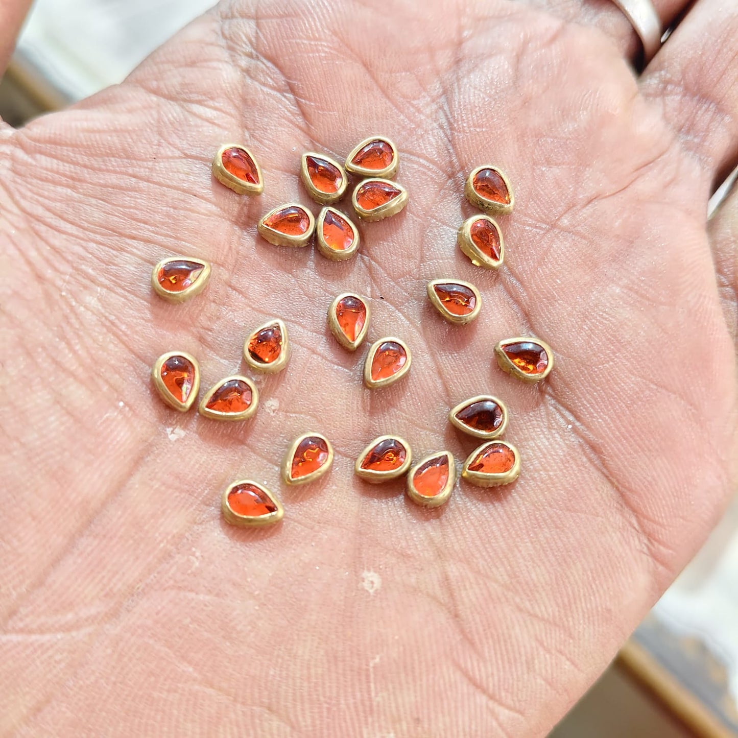 Drop Shape Orange Amber Fitting Stones for Aari Work, Silk Thread Bangles & Jewellery Making | Tilak Shape Kundan Stones Gold Finish | Pack of 20g & 50g – Kavitha Enterprises