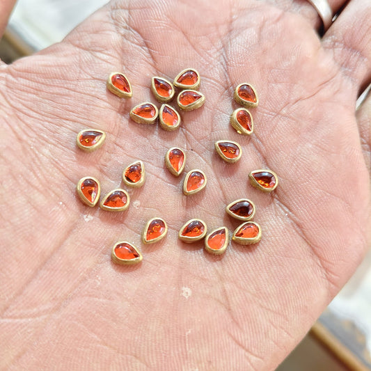 Drop Shape Orange Amber Fitting Stones for Aari Work, Silk Thread Bangles & Jewellery Making | Tilak Shape Kundan Stones Gold Finish | Pack of 20g & 50g – Kavitha Enterprises
