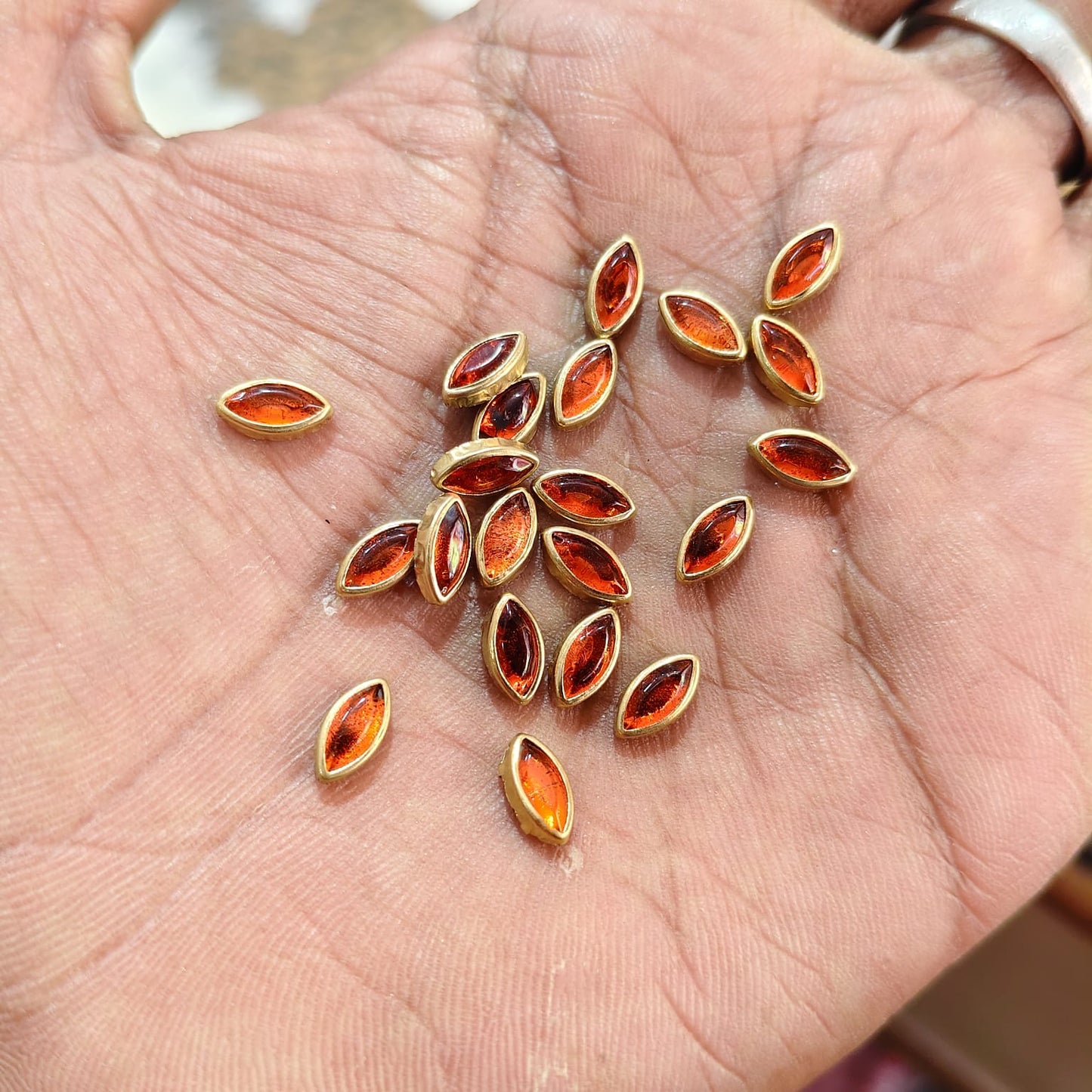 Big Size Eye Shape Amber Orange Fitting Stones for Silk Thread Bangles, Aari Work & Jewellery Making | Gold Finish | Pack of 20g & 50g – Kavitha Enterprises