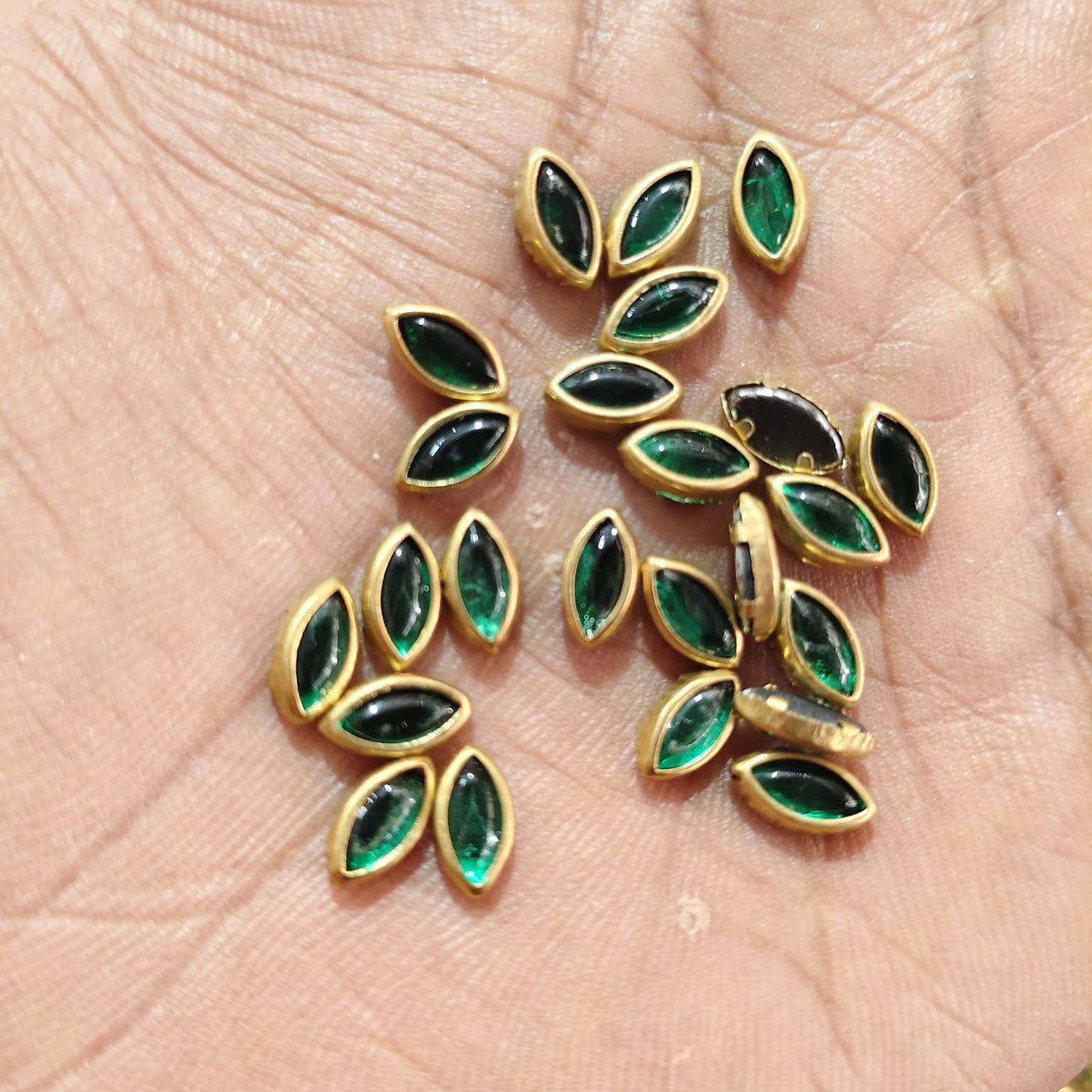 Big Size Eye Shape Dark Emerald Green Fitting Stones for Silk Thread Bangles, Aari Work & Jewellery Making | Gold Finish | Pack of 20g & 50g – Kavitha Enterprises